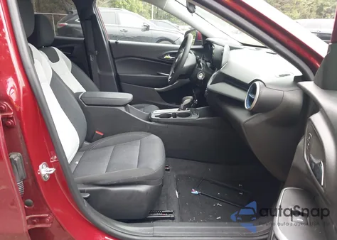 2025 Chevrolet Trax Fwd Ls z USA, uszkodzony, nr VIN KL77LFEP8SC075946